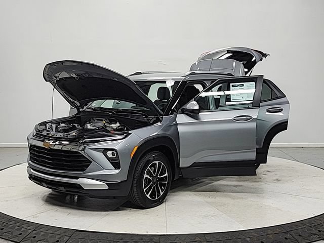 Used 2026 Chevrolet TrailBlazer LT FWD image 11