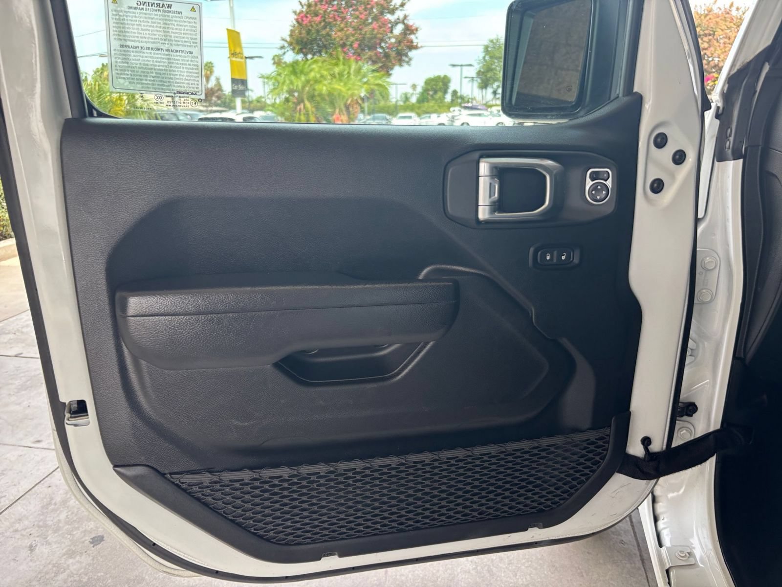 Used 2025 Jeep Wrangler Unlimited Sport AWD/4WD image 15