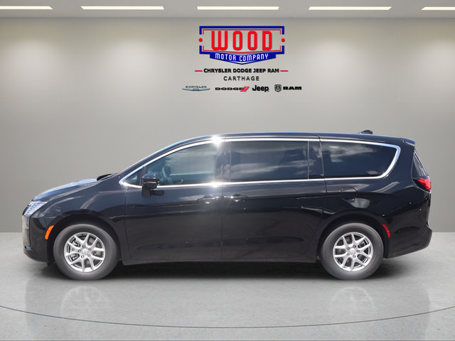 New 2027 Chrysler Pacifica Select FWD image 6