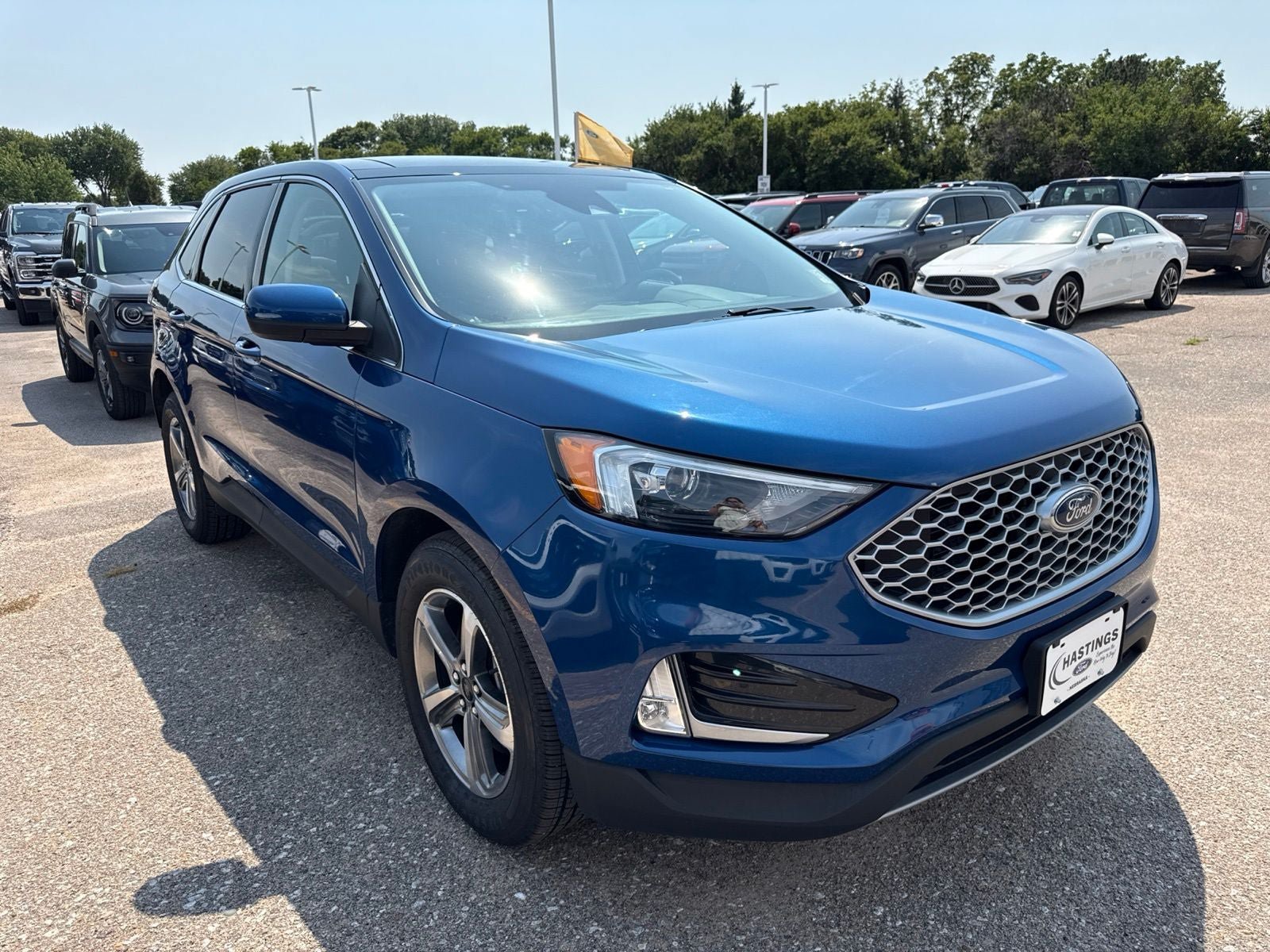 Certified 2023 Ford Edge SEL w/ Convenience Package AWD/4WD image 15