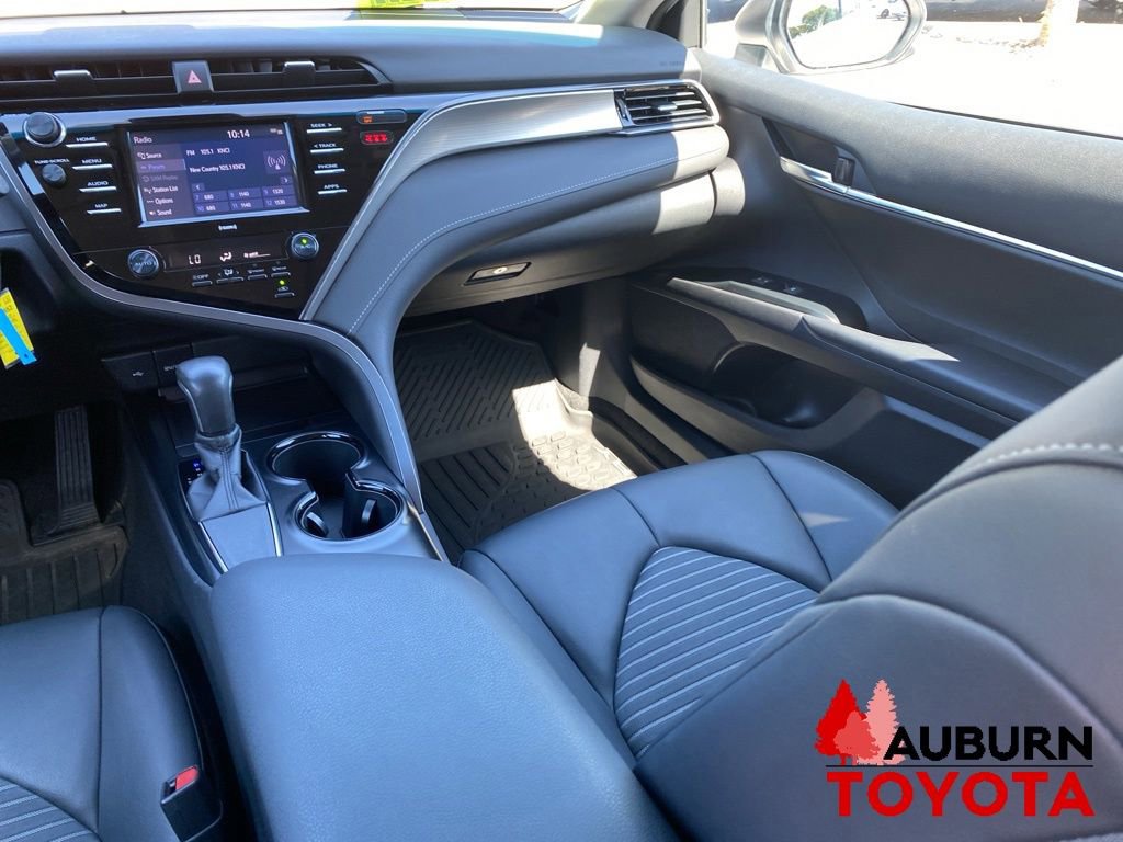 Used 2020 Toyota Camry SE FWD image 23