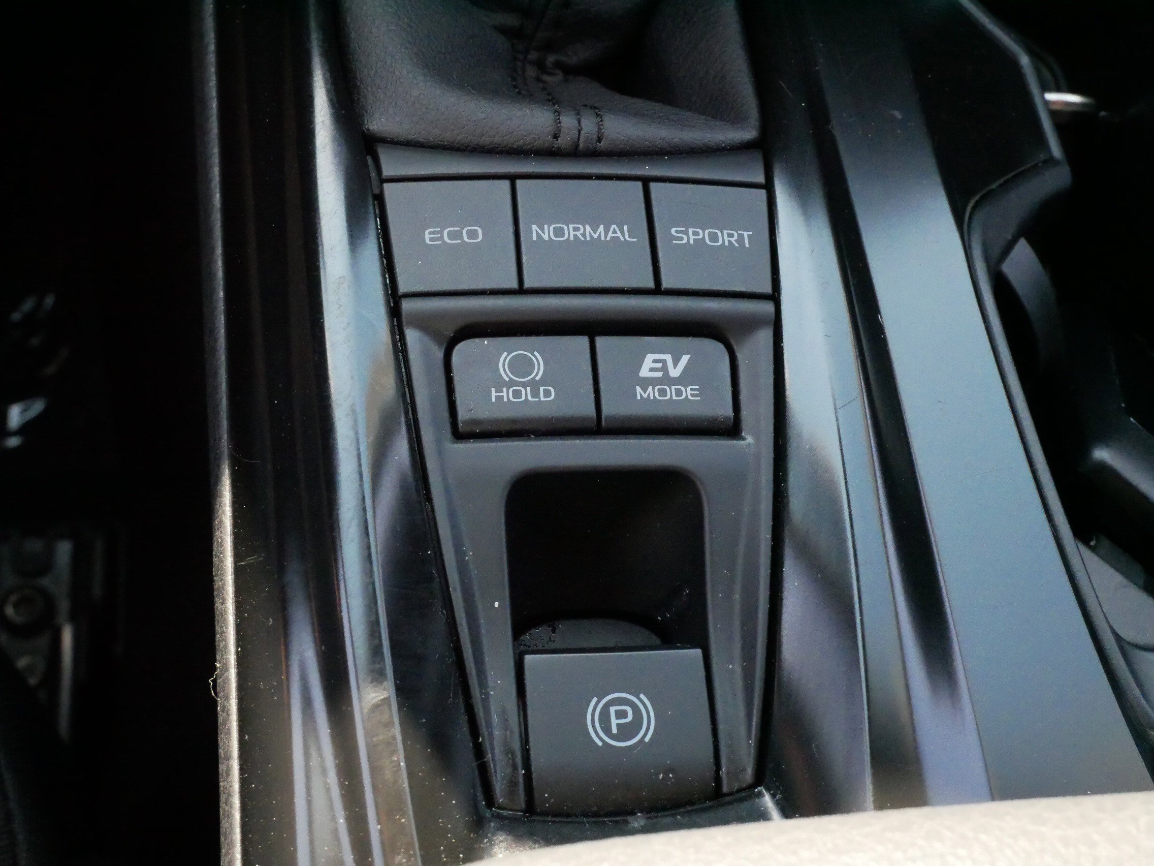 Certified 2026 Toyota Camry LE FWD image 29