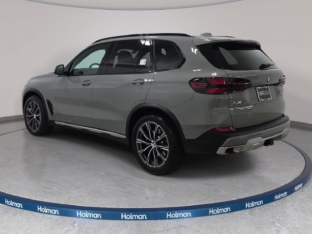 Certified 2025 BMW X5 xDrive40i w/ Parking Assistance Package AWD/4WD image 7