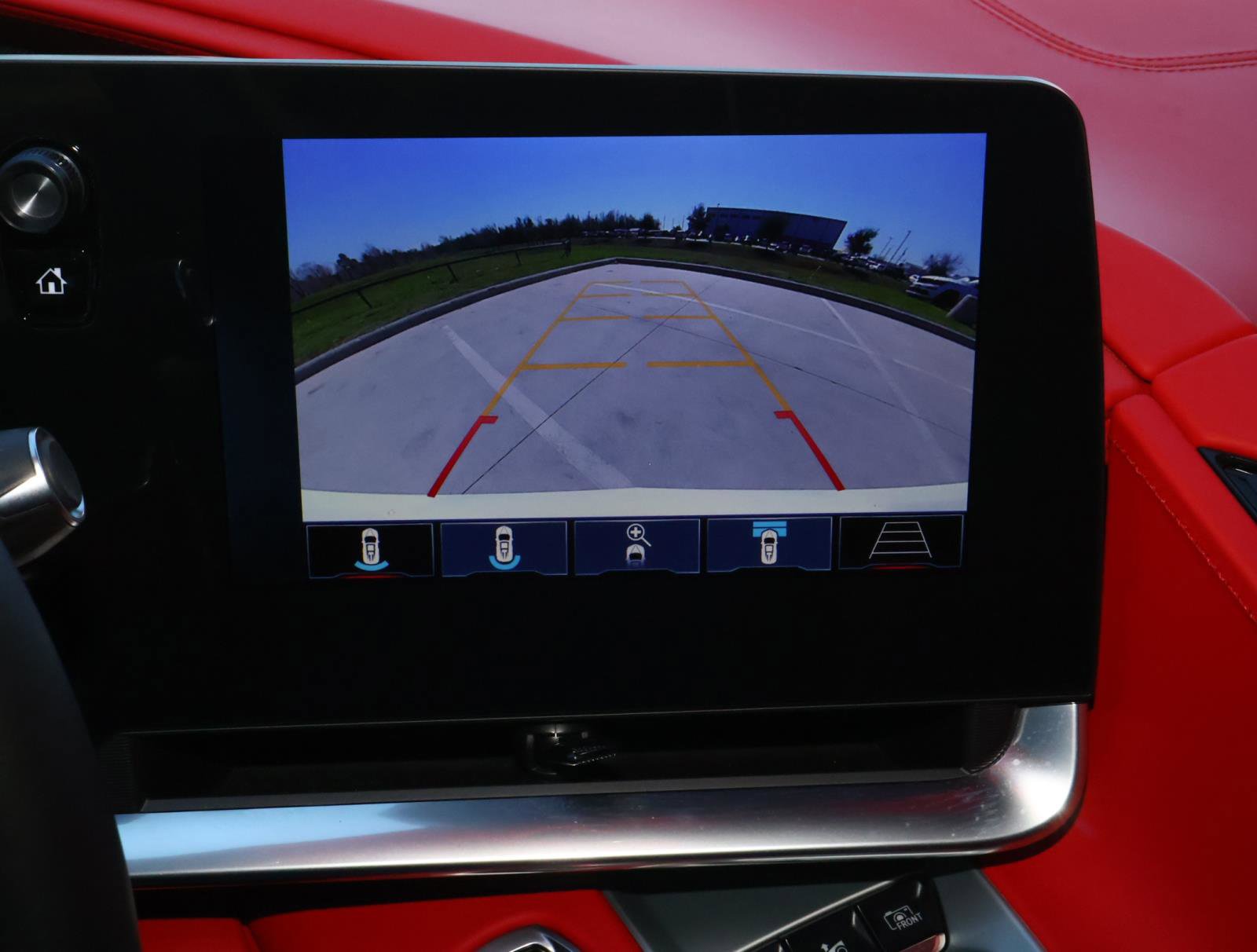 Used 2024 Chevrolet Corvette Stingray Premium Cpe w/ Z51 Performance Package image 28