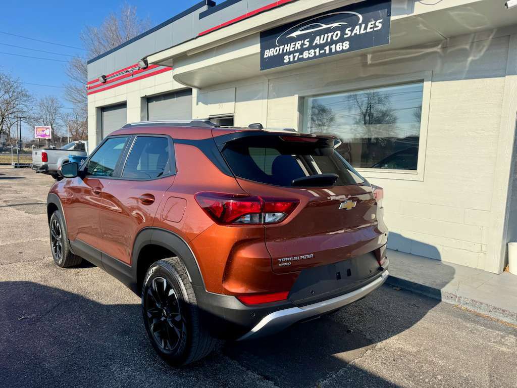 Used 2021 Chevrolet TrailBlazer LT w/ Convenience Package image 9