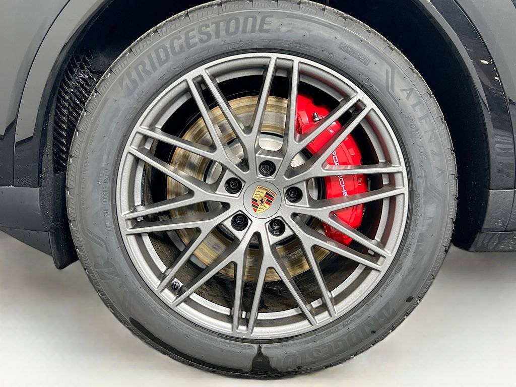 New 2026 Porsche Cayenne S AWD/4WD image 33