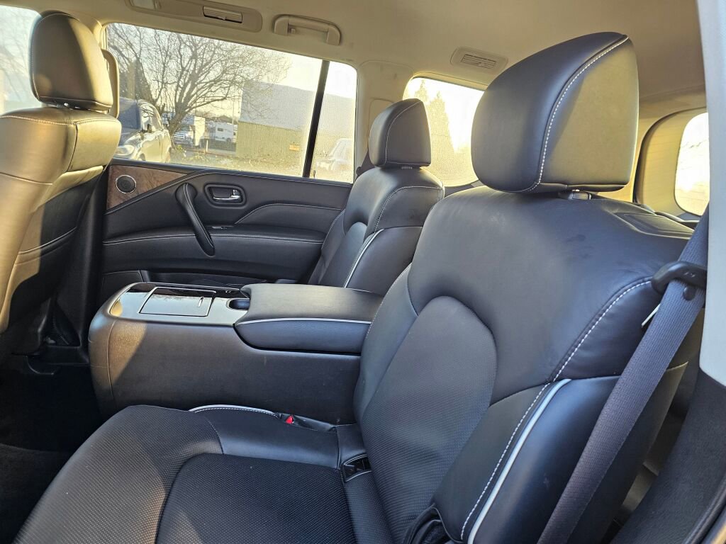 Used 2024 INFINITI QX80 Premium Select w/ Cargo Package image 22