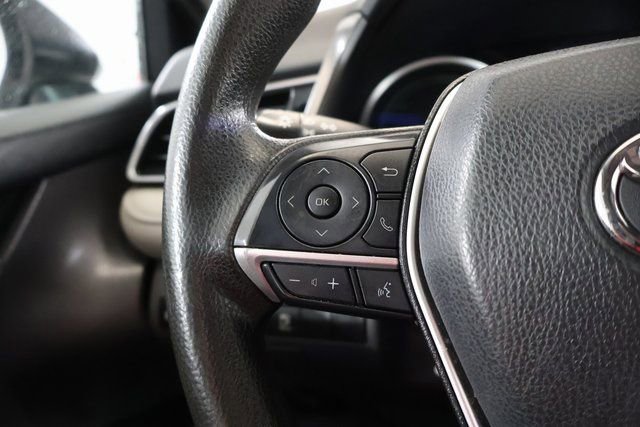 Used 2021 Toyota Camry LE image 18