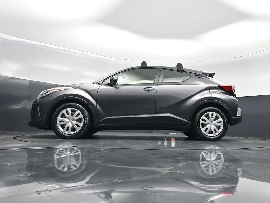 Used 2020 Toyota C-HR LE FWD image 48