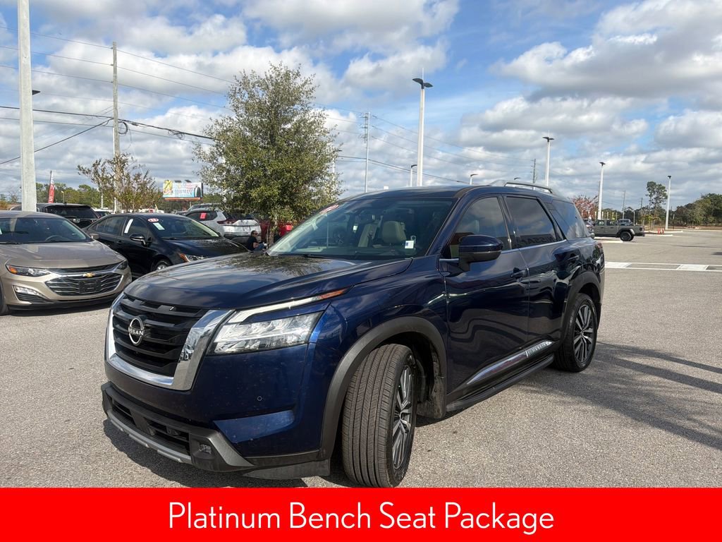 Used 2022 Nissan Pathfinder Platinum w/ Cargo Package image 4