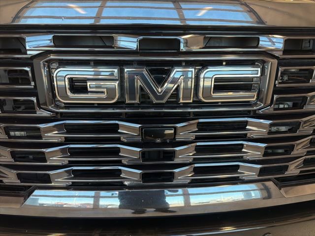 Used 2024 GMC Sierra 3500 Denali Ultimate image 14