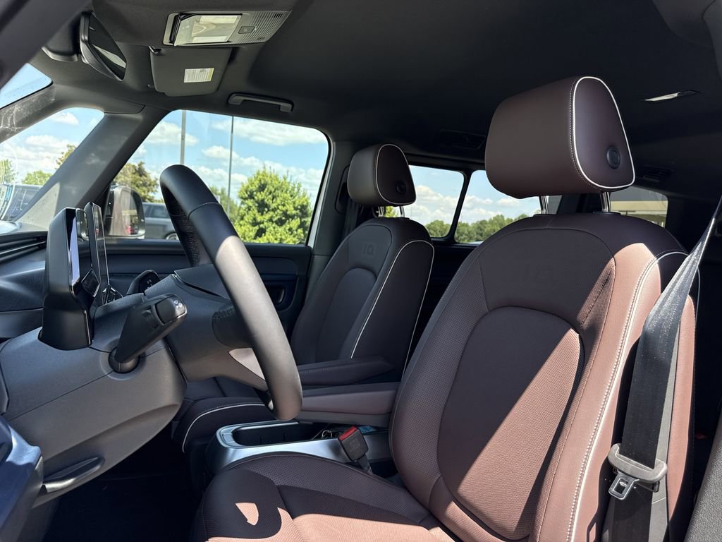 New 2025 Volkswagen ID. Buzz Pro S image 12