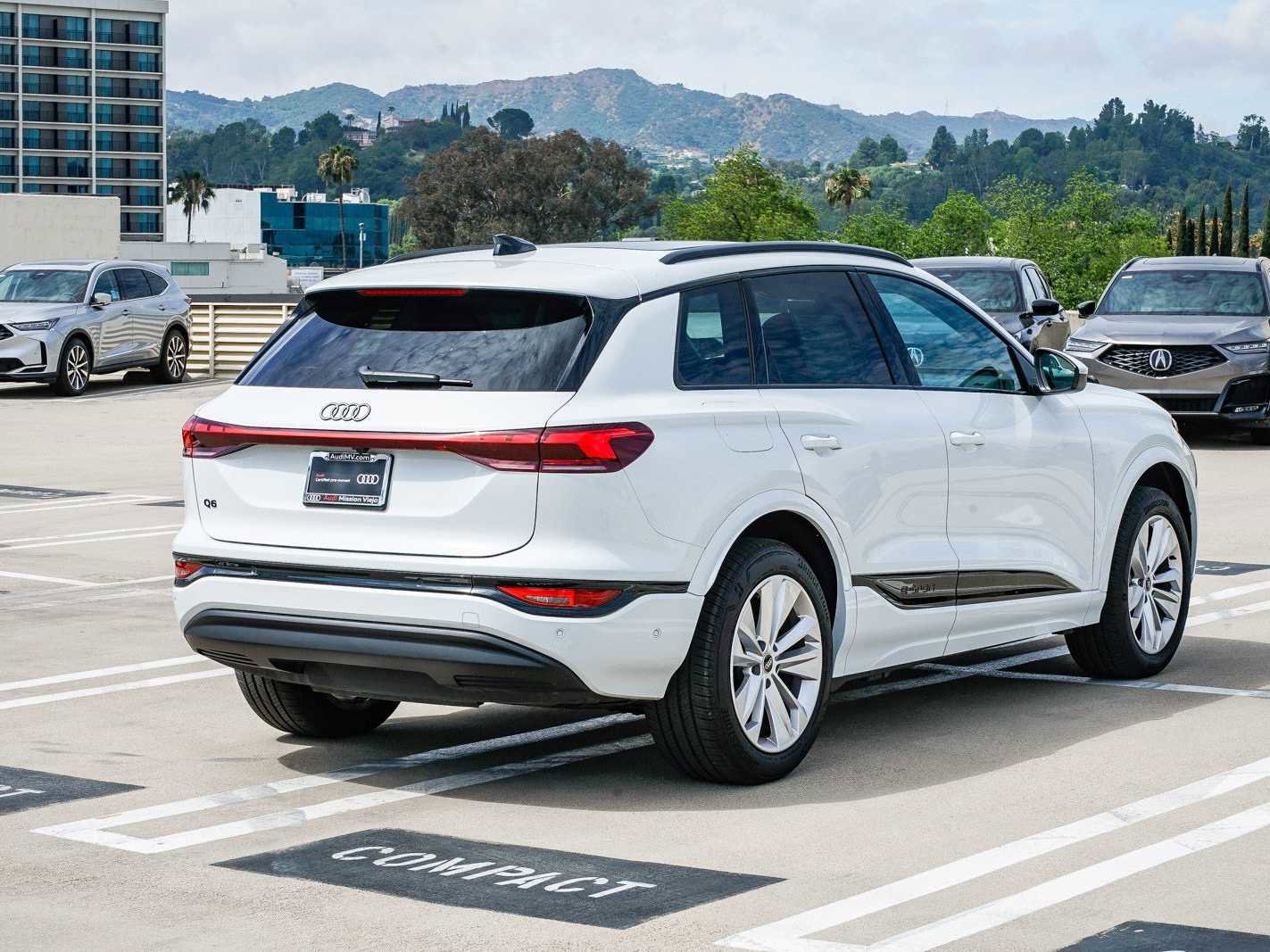 Certified 2025 Audi Q6 e-tron Premium w/ Convenience Package image 4