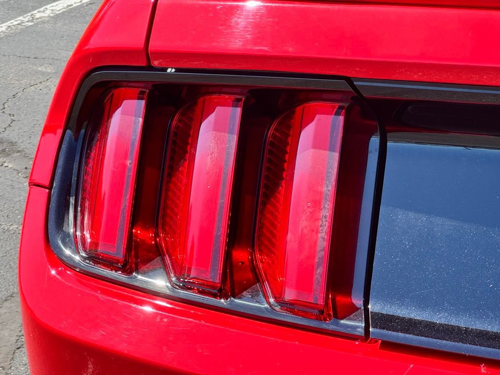 Used 2016 Ford Mustang GT Premium w/ Equipment Group 401A RWD image 11