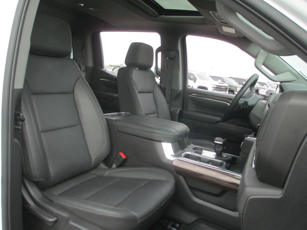 Used 2025 GMC Sierra 1500 Elevation w/ Elevation Premium Package image 25