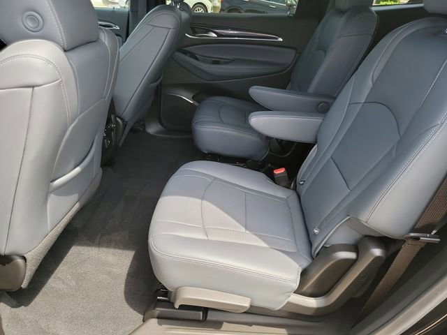 Used 2023 Buick Enclave Essence AWD/4WD image 26