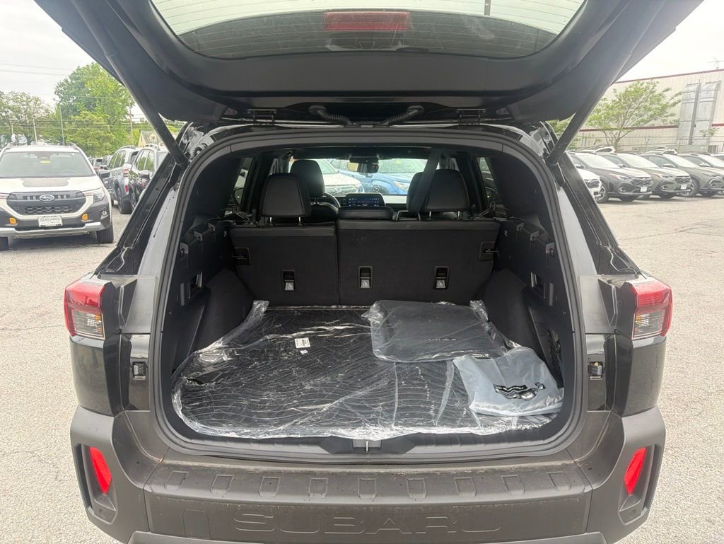 Used 2026 Subaru Outback Premium AWD/4WD image 5