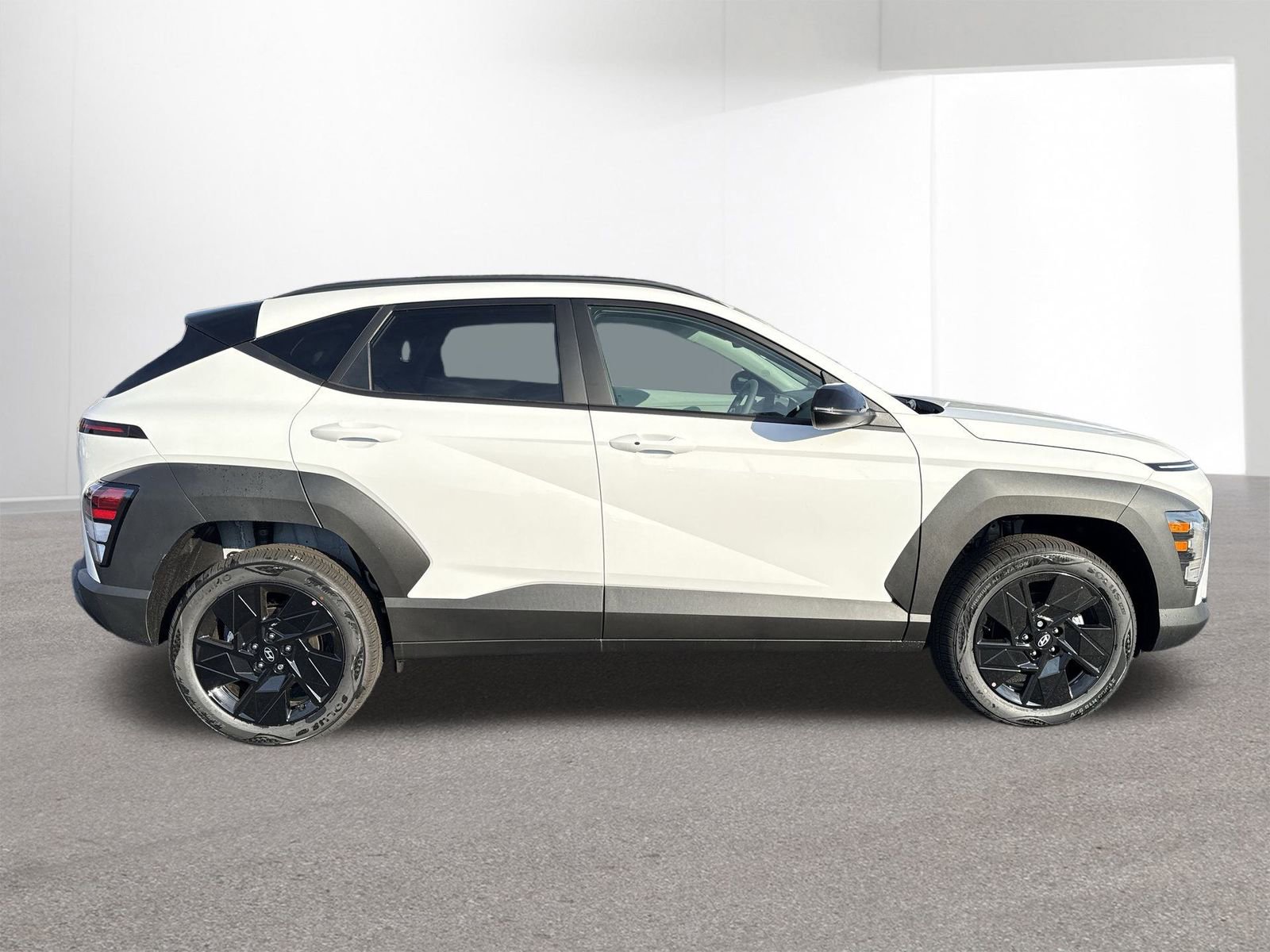 Used 2026 Hyundai Kona SEL Sport AWD/4WD image 10