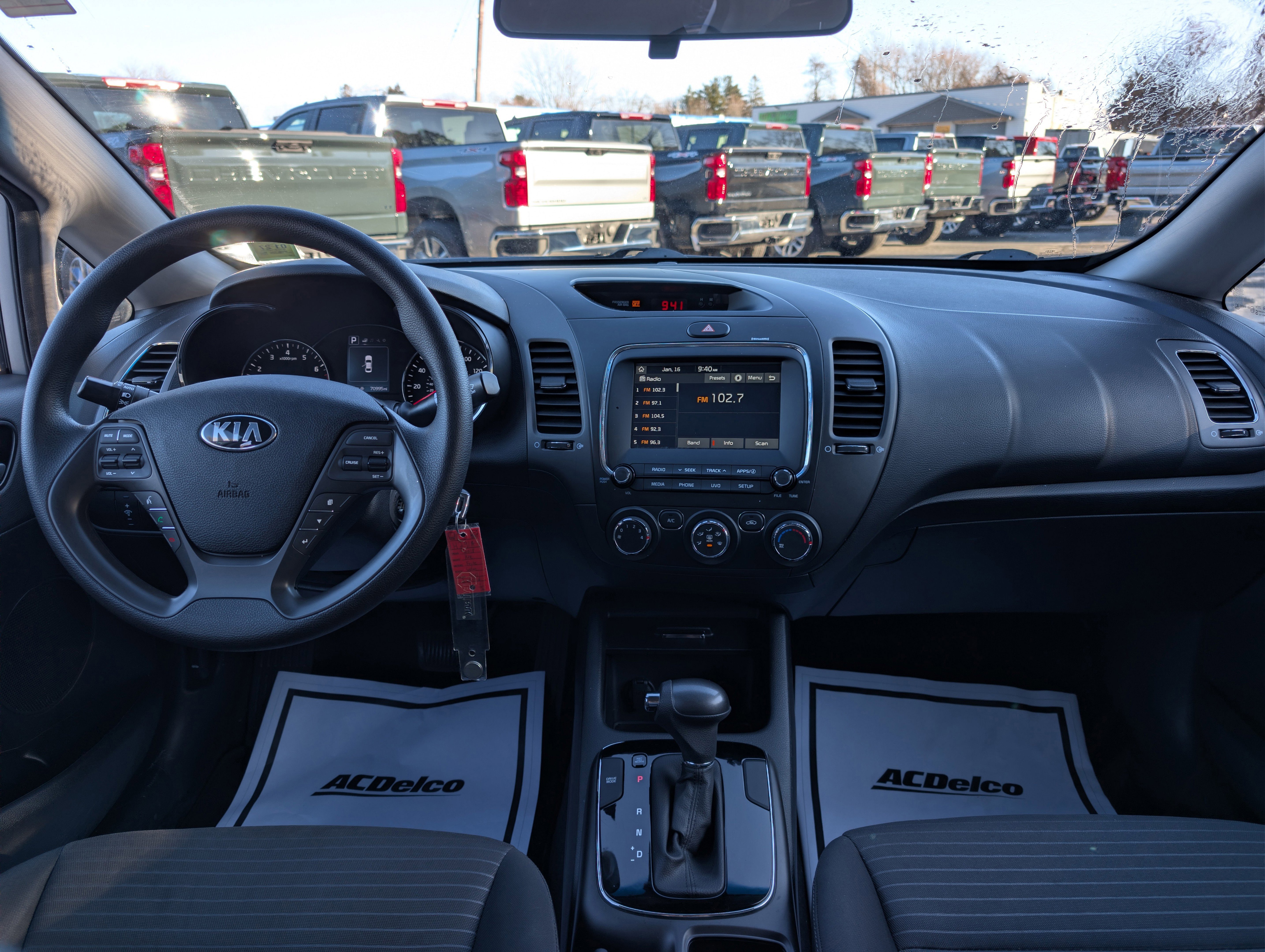 Used 2018 Kia Forte LX w/ LX Popular Package image 2