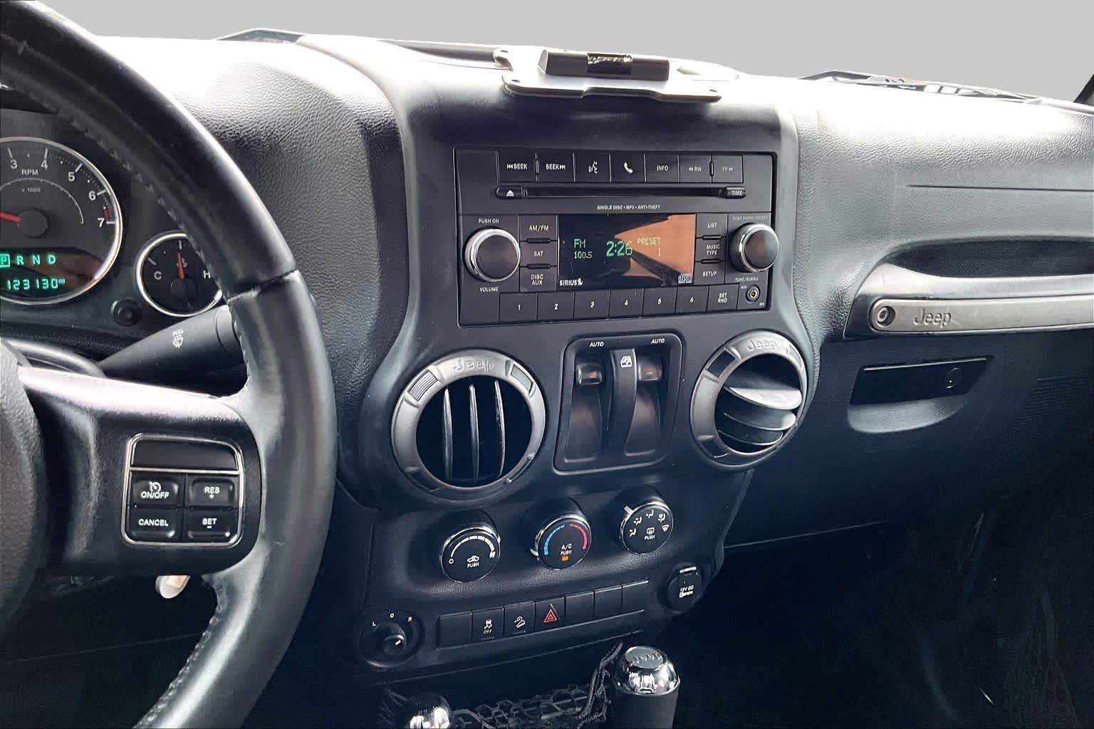 Used 2016 Jeep Wrangler Sport w/ Quick Order Package 24S AWD/4WD image 9