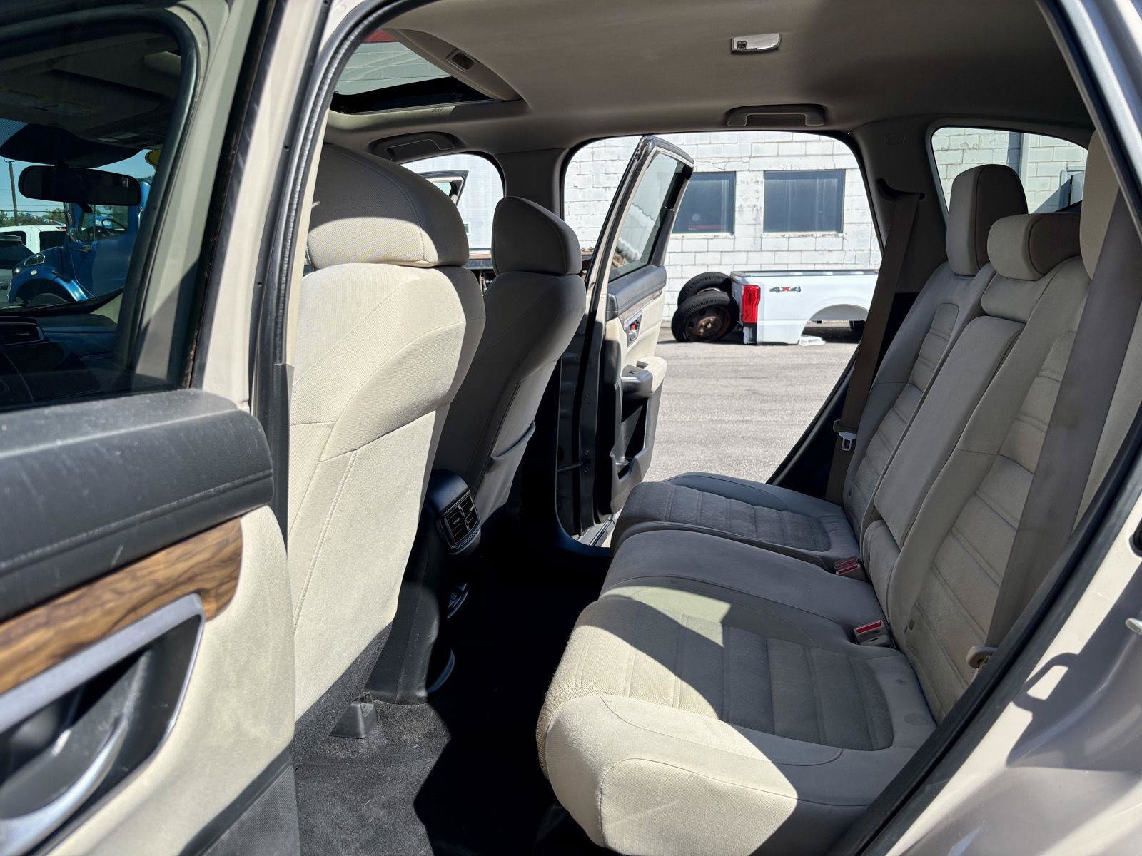 Used 2017 Honda CR-V EX image 14