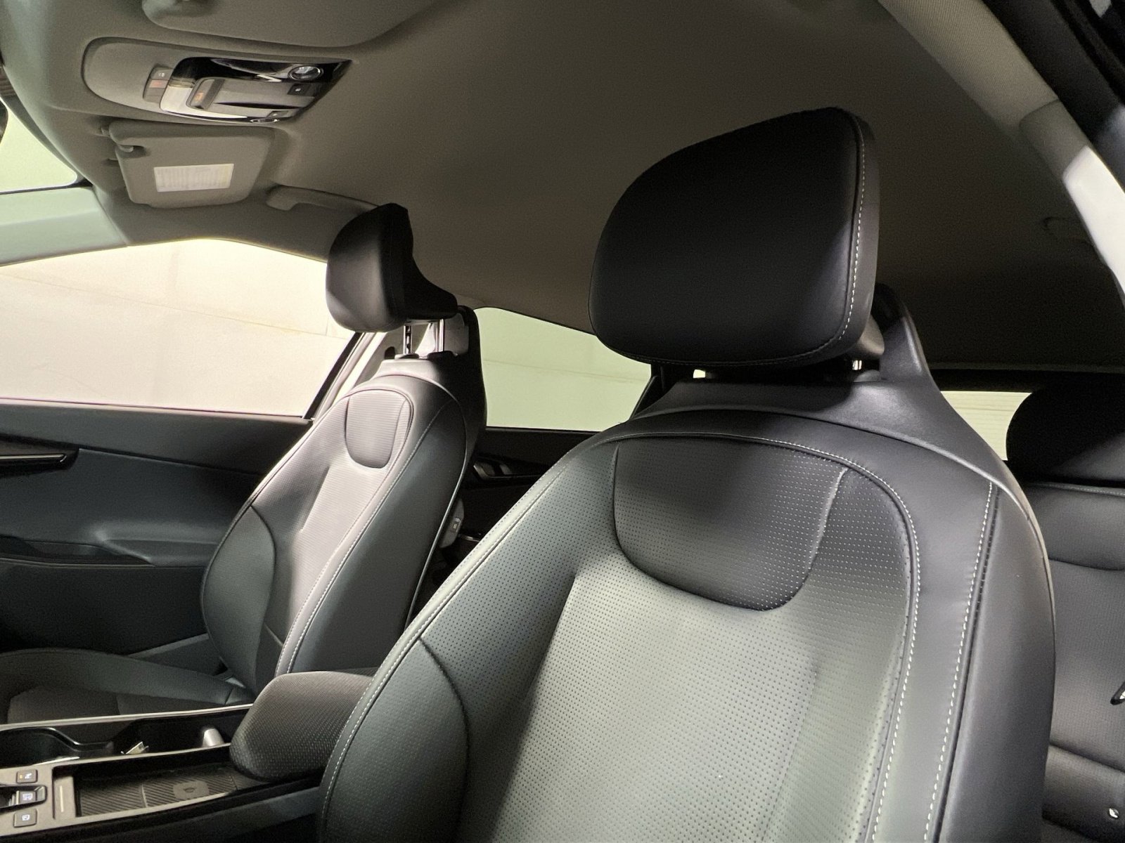 New 2025 Kia EV6 Wind image 22