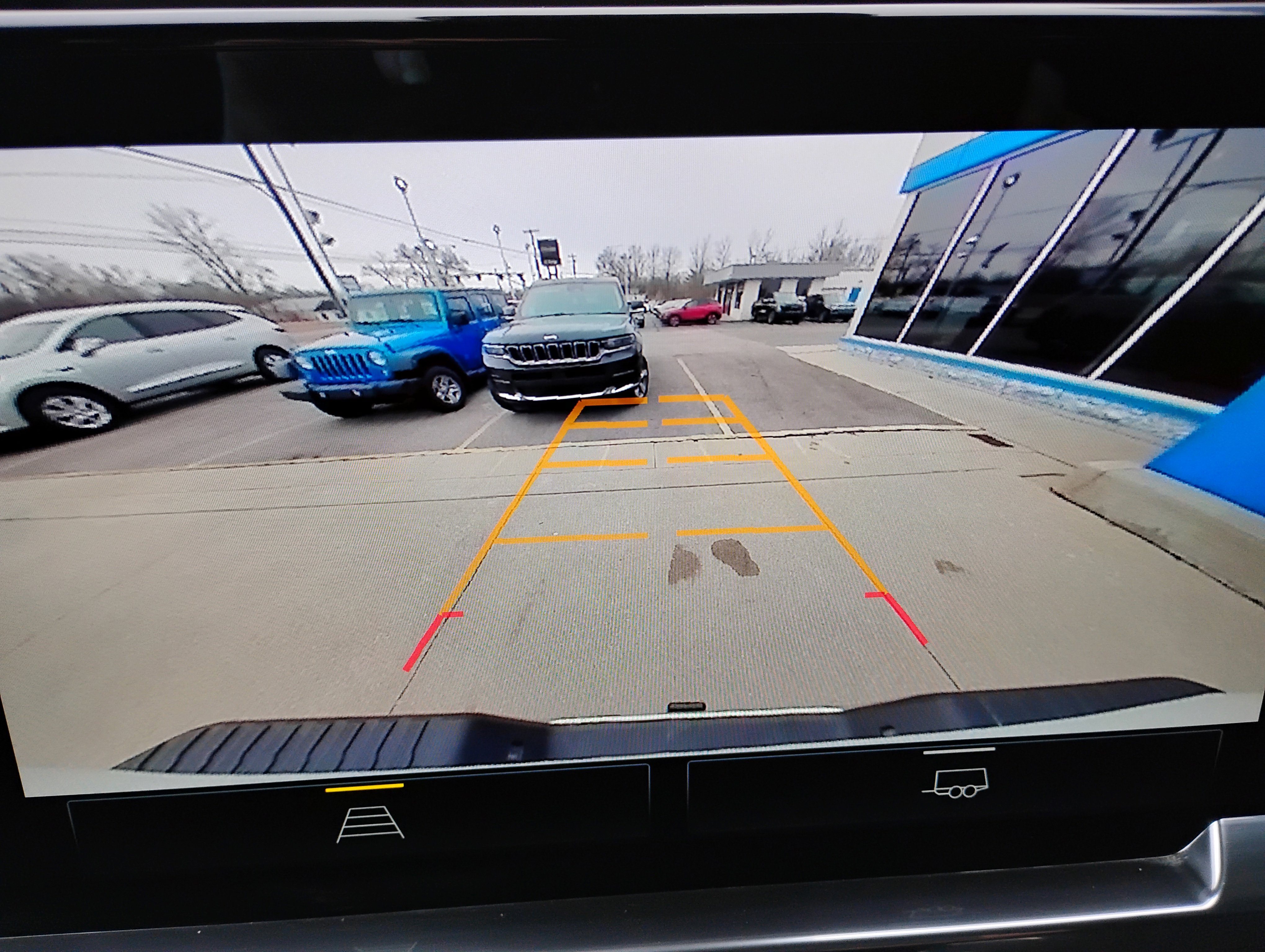 Used 2024 Chevrolet Silverado 2500 LT image 6