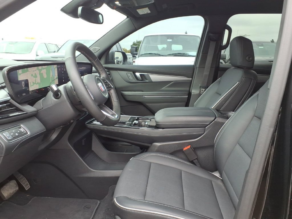 Used 2026 Buick Enclave Preferred AWD/4WD image 13
