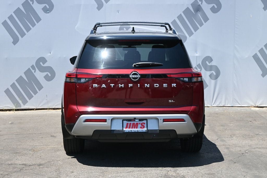 Used 2022 Nissan Pathfinder SL FWD image 4