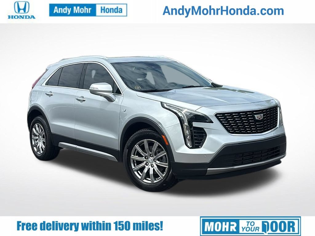 Used 2021 Cadillac XT4 Premium Luxury w/ Cold Weather Package FWD image 1