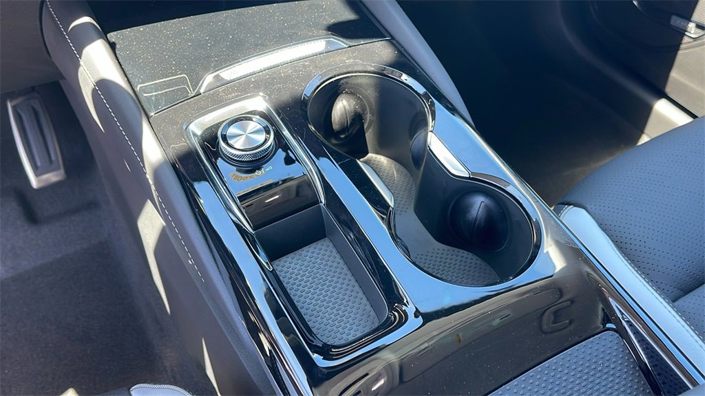 New 2025 Buick Envision Sport Touring image 18