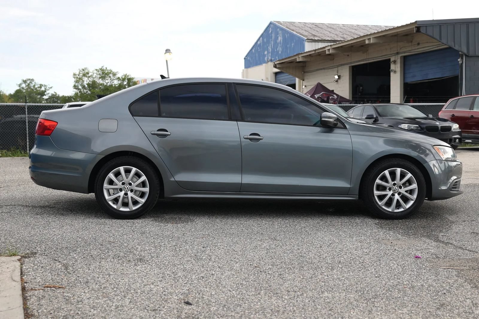 Used 2012 Volkswagen Jetta SE FWD image 8