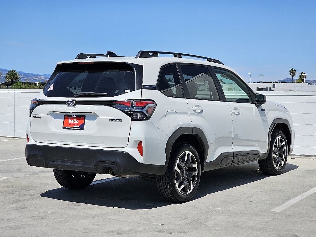 Certified 2025 Subaru Forester Premium image 17