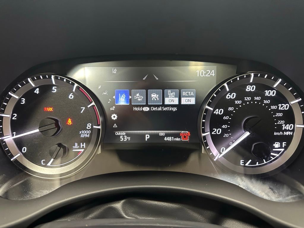 Used 2025 Toyota Highlander XLE image 23