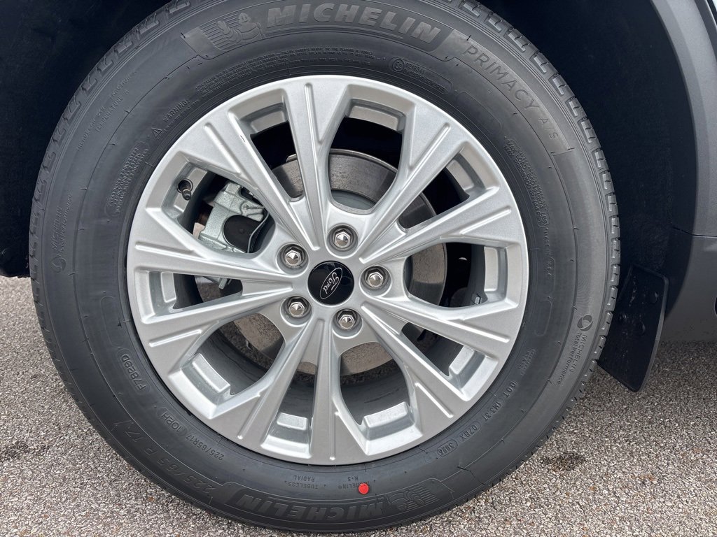 New 2026 Ford Escape Active image 13