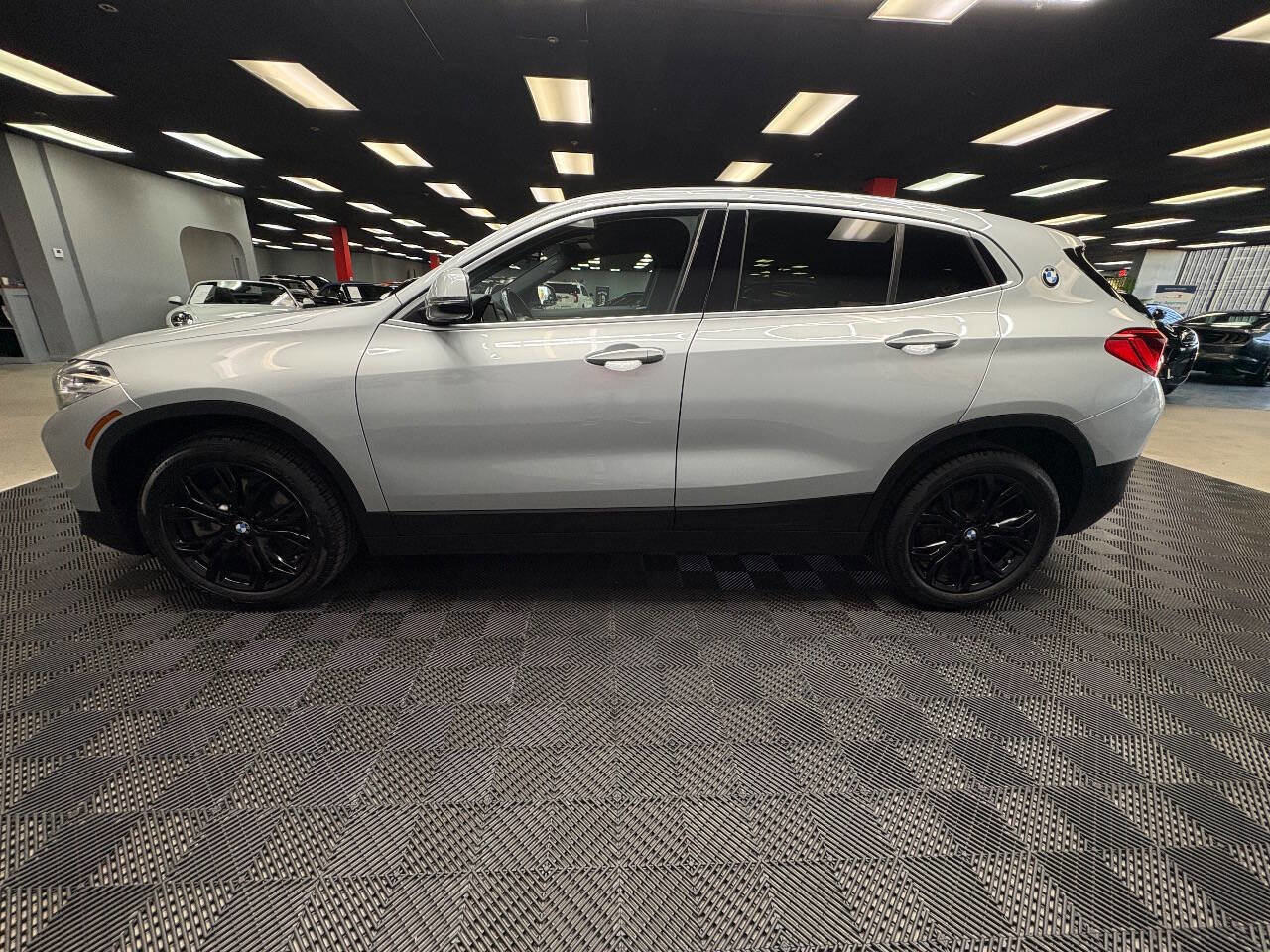 Used 2018 BMW X2 sDrive28i w/ Convenience Package image 6