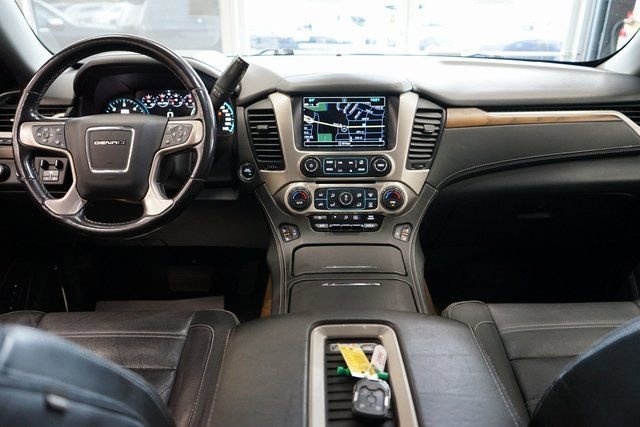Used 2020 GMC Yukon Denali w/ Denali Ultimate Package image 46