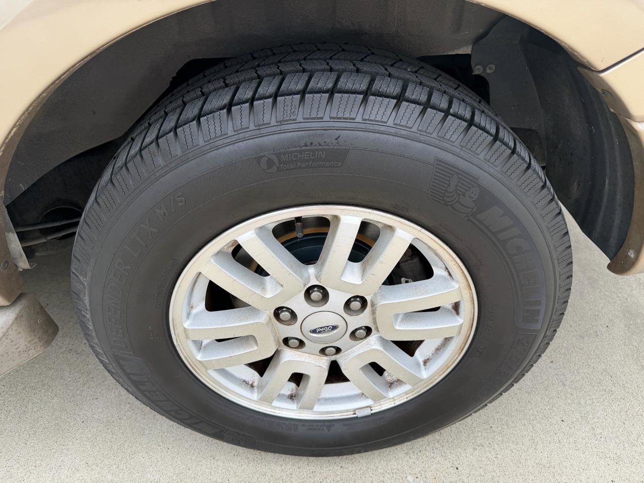Used 2012 Ford Expedition EL XLT RWD image 9