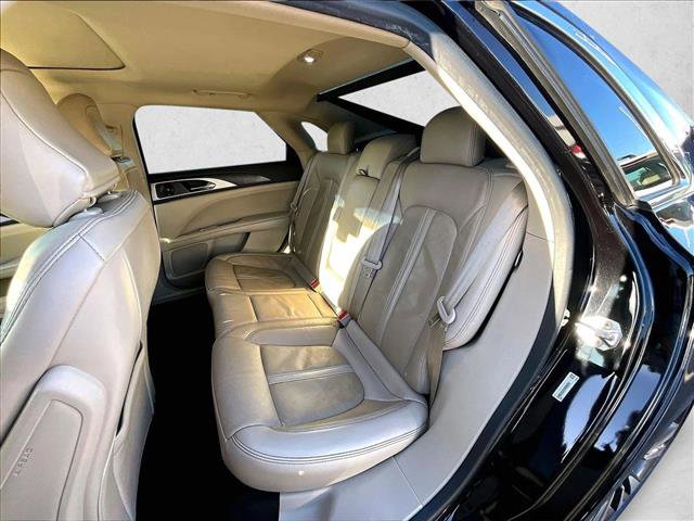 Used 2020 Lincoln MKZ Reserve image 28