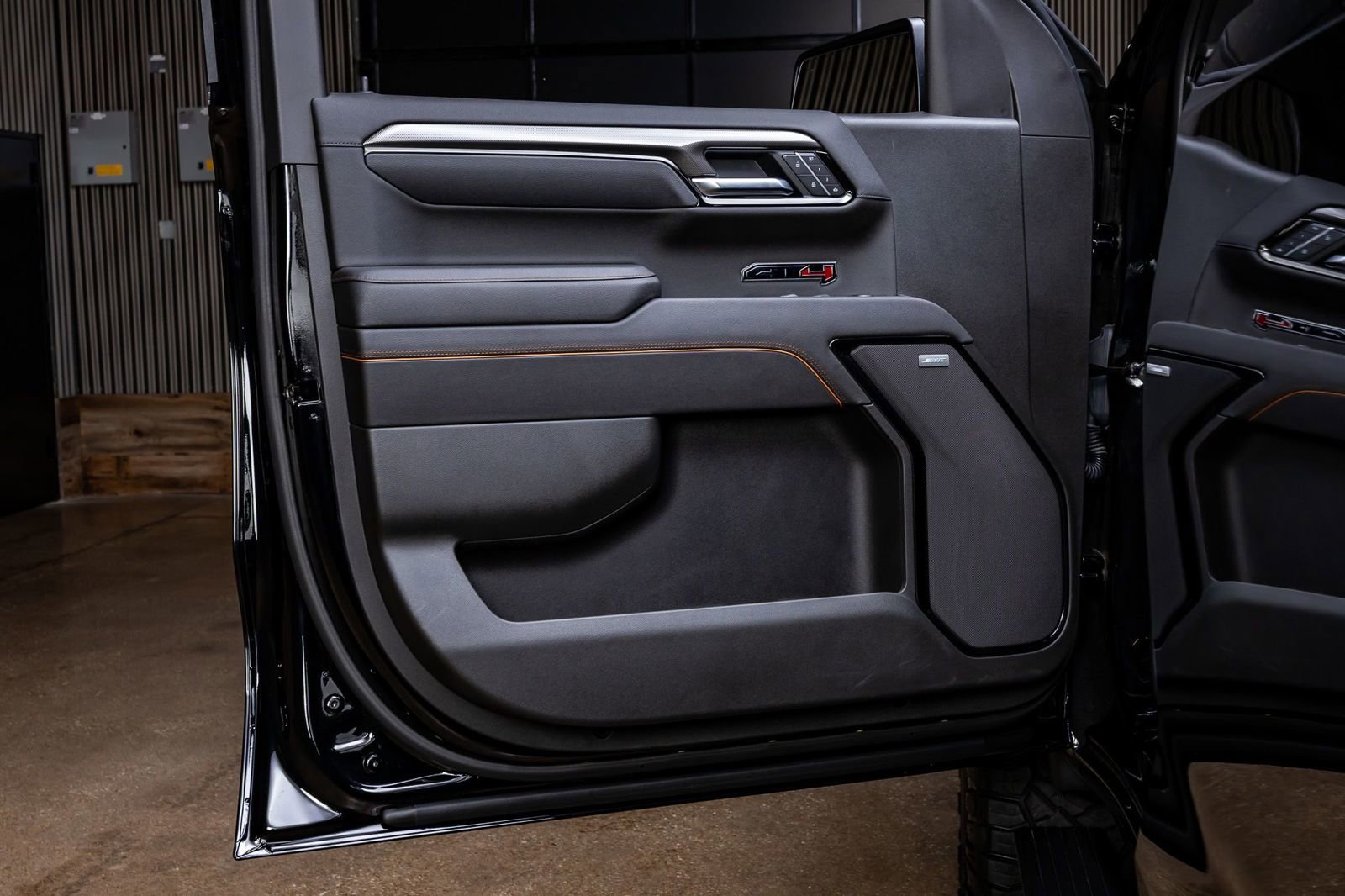 Used 2026 GMC Sierra 1500 AT4 w/ Technology Package image 36