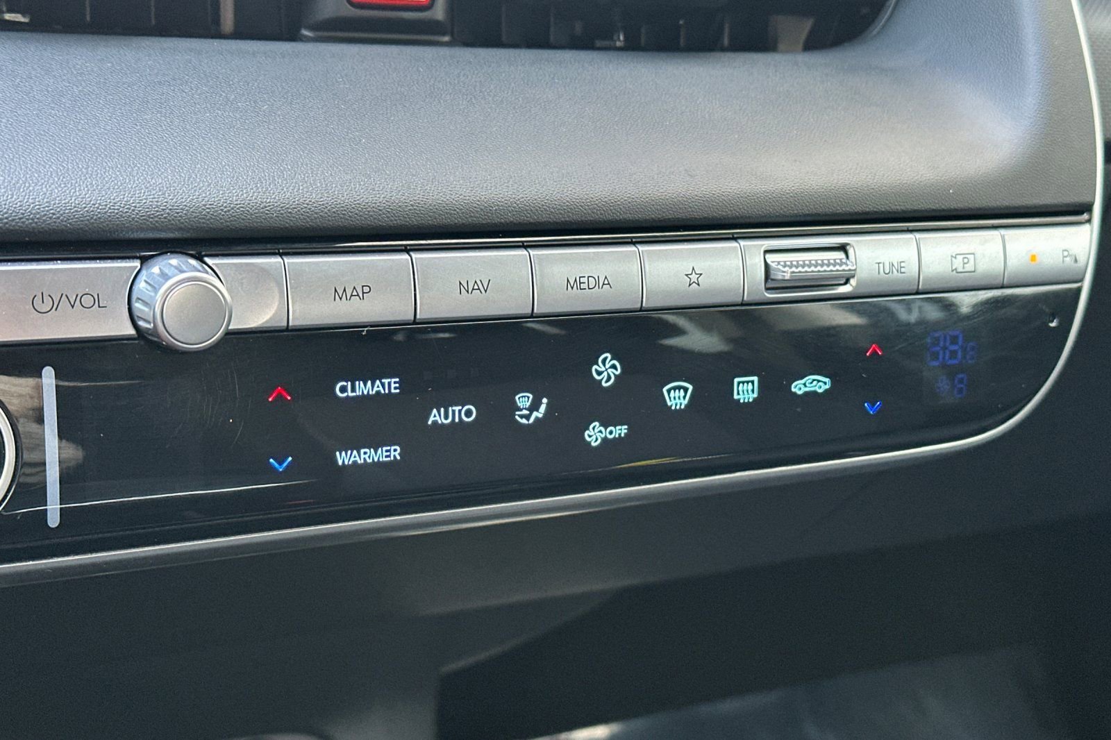 Certified 2024 Hyundai Ioniq 5 SEL RWD image 23