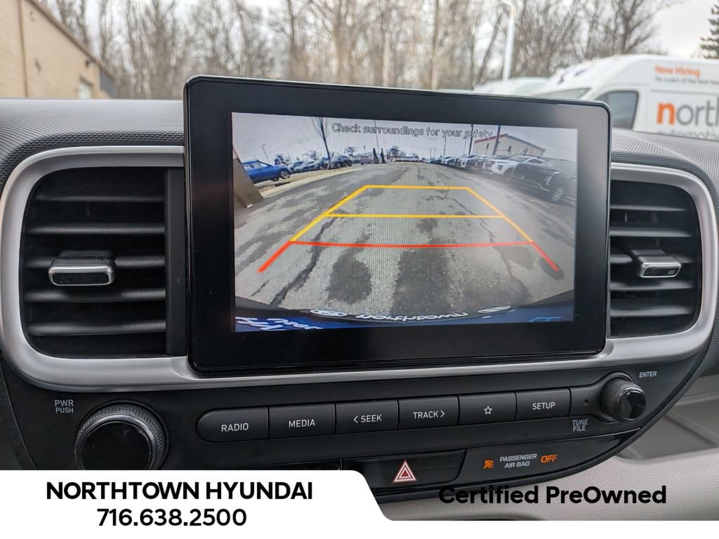 Certified 2022 Hyundai Venue SEL w/ Cargo Package image 21