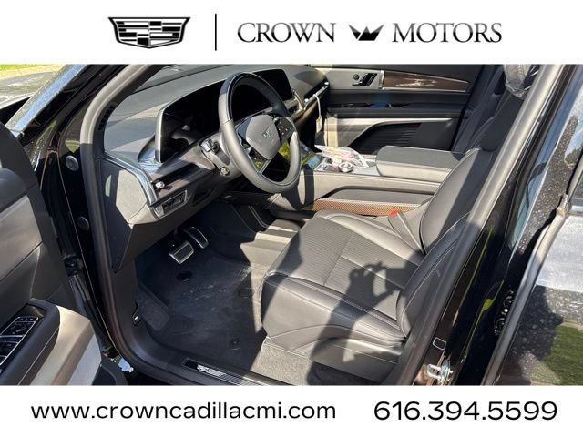 New 2027 Cadillac Vistiq Sport w/ LPO, Floor Liner Package AWD/4WD image 17