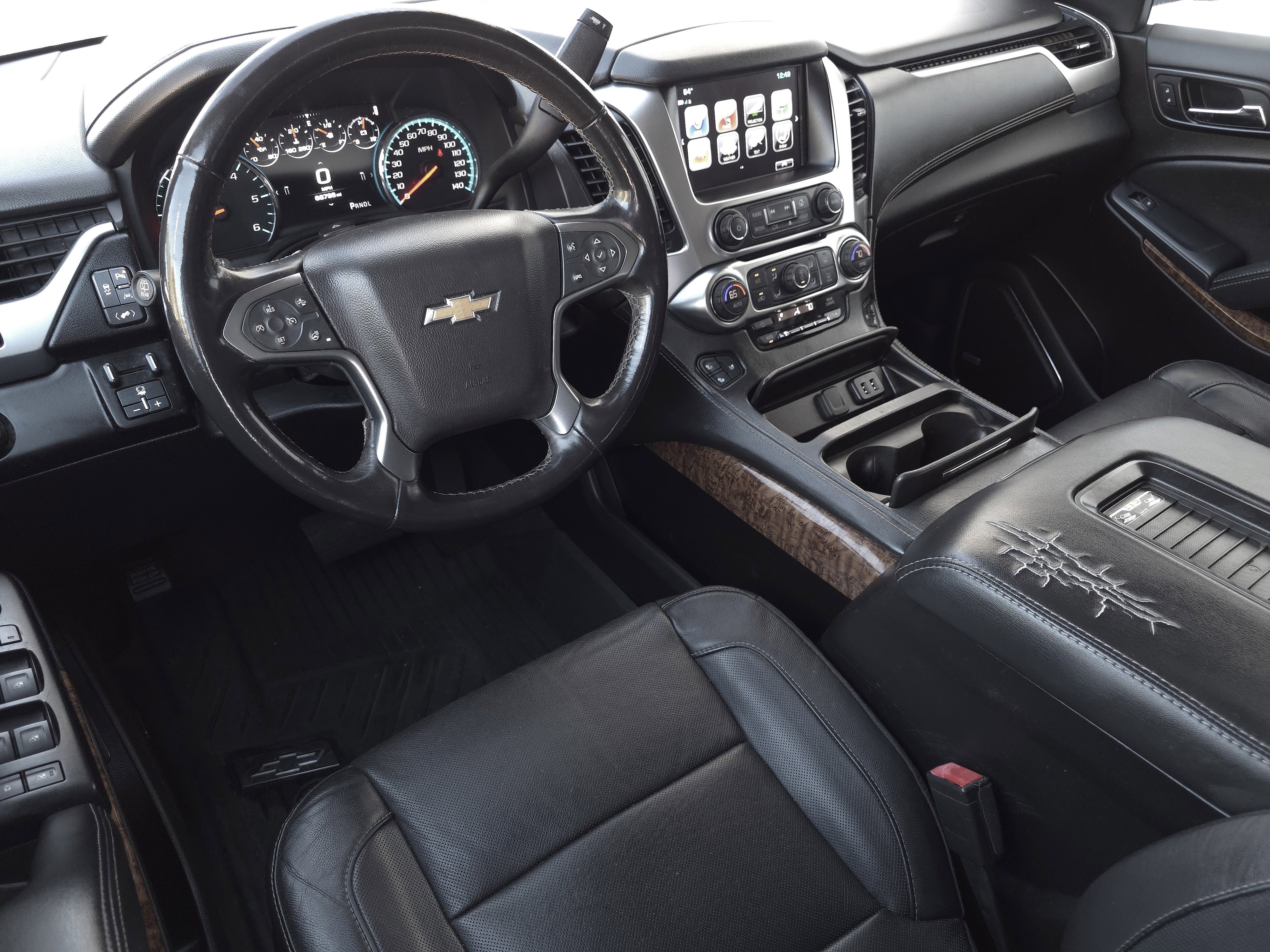 Used 2020 Chevrolet Tahoe Premier w/ RST 6.2L Performance Edition image 15