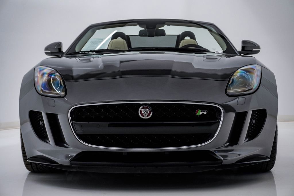 Used 2016 Jaguar F-TYPE R image 6
