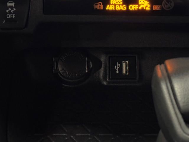 Used 2024 Toyota RAV4 LE image 30