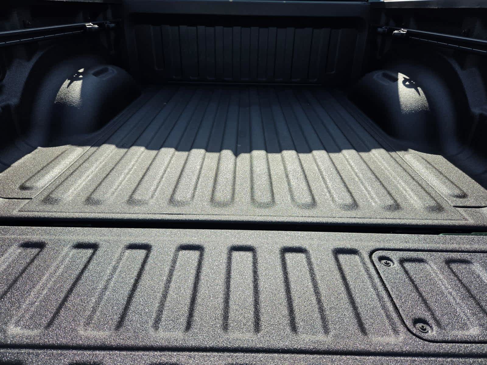 New 2027 RAM 1500 Laramie w/ Night Edition AWD/4WD image 12