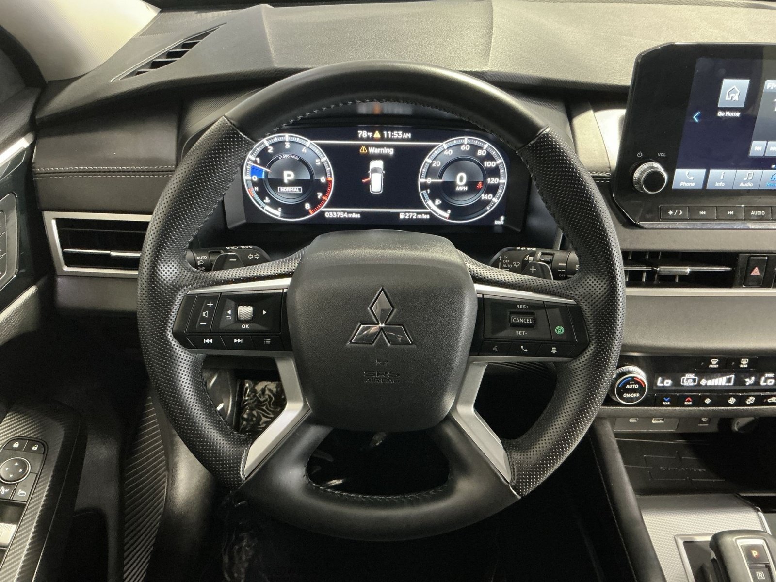 Used 2024 Mitsubishi Outlander SEL AWD/4WD image 17