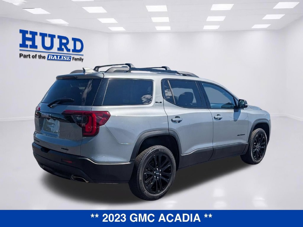 Used 2023 GMC Acadia SLE w/ Driver Convenience Package AWD/4WD image 3