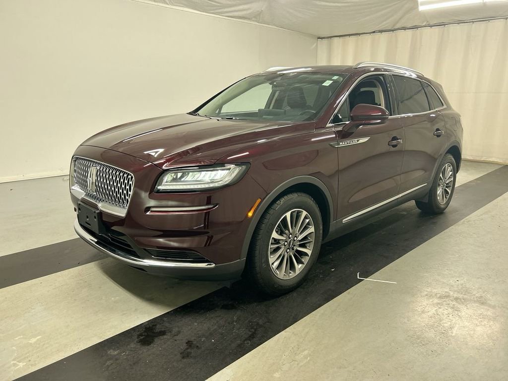 Used 2023 Lincoln Nautilus Reserve w/ Class II Trailer Tow Package image 5